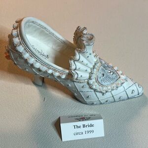 Willow Hall Age of Elegance design line figurine…the Bride